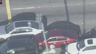 Police chase: Vehicle smashes into several cars during pursuit