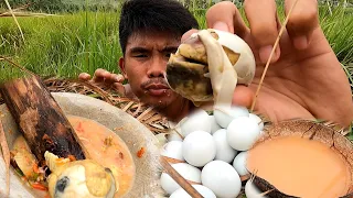 Mukbang Balut with Spicy Sauce (Eating Delicious) Boy Tapang🔥🌶️🥵