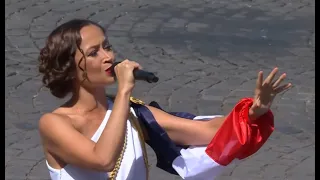 Interprétations de Candise PARISE pour la Cérémonie du 14 juillet 2022 -2 amours,Paris, Marseillaise