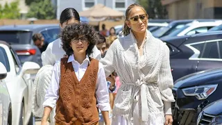 Jennifer Lopez Enjoys A Mother's Day Dinner With Twins Max And Emme