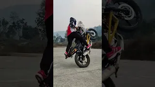 bike stunts in 220 😱