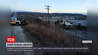 Новини України: у Харківській області перекинувся мікроавтобус