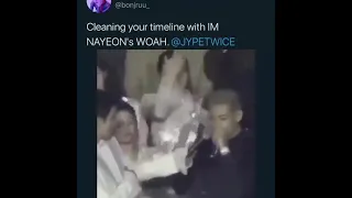 Nayeon hit the WOAH😎