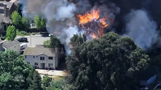 Dramatic video shows Hayward fire threatening homes