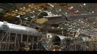 Building the Emirates Boeing 777 in 90 Seconds