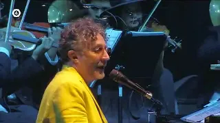 16 -Fito Paez y la Orquesta Sinfónica  Al lado del camino  19 /10 /2019