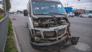 В Днепре на Запорожском шоссе столкнулись фура и маршрутка №20 пострадал мужчина