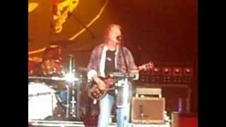 NEIL YOUNG & CRAZY HORSE - "Powderfinger" live 8/10/12