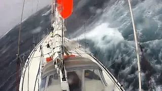 Inside the Southern Ocean during a 40 knots storm