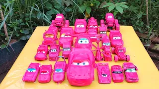Clean up muddy minicar & disney pixar car convoys! Play in the garden #032