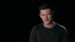 Dracula Untold Luke Evans Creating a Legend