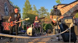 Texas oil-'Talkin' about you'(encore)at Ace cafe,Cruising,lahti