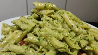 Pesto Pasta/Basil Penne Pasta with Parmesan Cheese