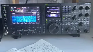 Working a Costa Rican station (TI5VMJ) on 10 metres with the Kenwood TS990