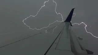 Delta Airlines Boeing 737-900ER Lightning Strike Off Wing, Aborted Landing, and Go Around Landing