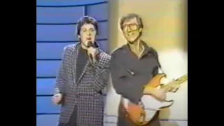 Shakin Stevens and Hank Marvin  live at TV  "Teardrops"