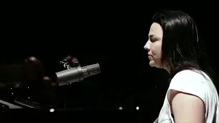 Amy Lee from Evanescence live at Steinway Hall in NYC (04/10/17)