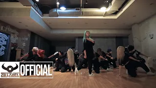 AleXa (알렉사) – "Revolution" Dance Practice
