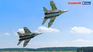 AMAZING Russian Mikoyan MiG-29 FORMATION PAIR/DUO with OVT VECTORED THRUST Demo