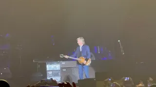 Paul McCartney Can’t Buy Me Love (live)