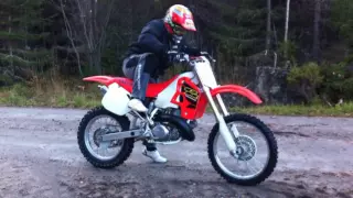 Honda CR 500 Sound Check Braaap!!!