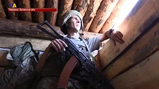 Украинские бойцы укрепляют позиции вдоль линии разграничения