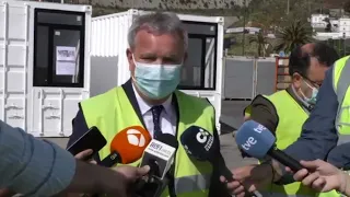 Las primeras viviendas tipo 'contenedor' para afectados por el volcán llegan a La Palma