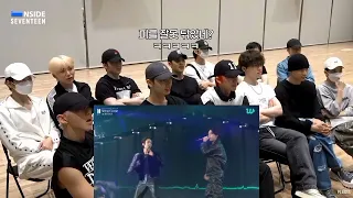 Seventeen reacting to BTS - Run Perfoming in Busan