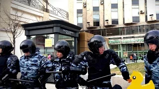 "КАК МЕНЯ ИЗБИЛ ОМОН НА МИТИНГЕ 26 МАРТА"