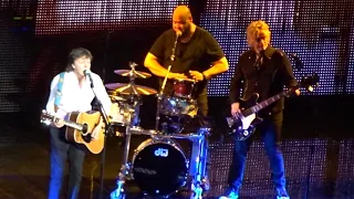 Paul McCartney - And I Love Her (Beatles Live) Target Center - Minneapolis, Minnesota 05MAY2016