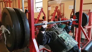 Iron Strongman Kaciga 274kg.