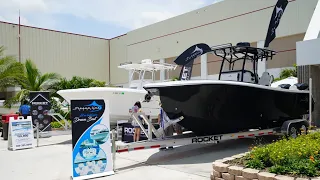 Streamline 26 Center Console at West Palm Beach Boat Show (2019)