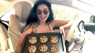 BAKING COOKIES IN MY CAR