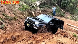 TANK 700 muddy off-road challenge, differential lock failed! #tank #tank700 #offroad