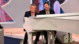 Harry and Ray Liotta Play Piano