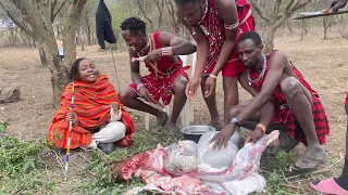 African Village Life/ Cooking Most Appetizing Maasai Food!