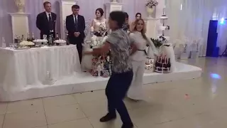 Макланда Квициния - абхазская свадьба, абхазский танец в исполнении  Дамира Аргуна и Макланды Квицин