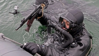 Ребризер. Военные разработки для боевых пловцов шагнули в руки дайверам.