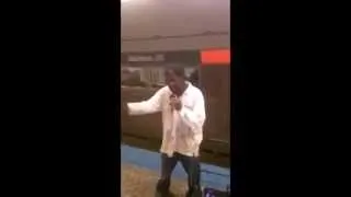 HOMELESS MAN RAPPING ON CHICAGO SUBWAY GOT BARS!