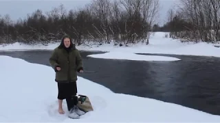 Бабушка идёт за хлебушком (((