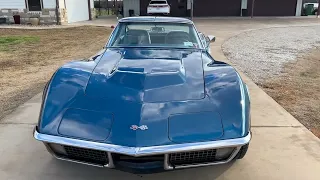 1970 Corvette, blue/blue walk around