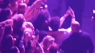 The 1975 - Couple gets engaged during show + Matty takes selfie with them