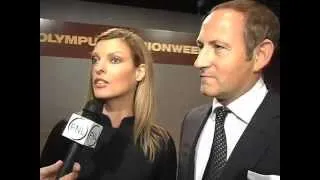 Linda Evangelista Interview at the NY Olympus Fashion Week 2006 at Fashion News Live