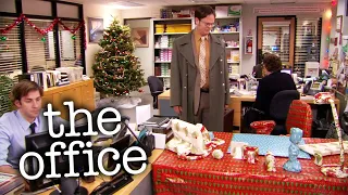 Wrapping Paper Prank  - The Office US