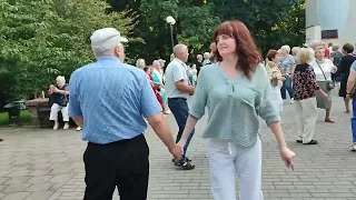 29.07.23г..."ЦВЕЛА ЧЕРЁМУХА"...в Гомельском парке на танцполе...