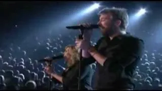 Lady Antebellum - I run to you w/ lyrics in Spanish/English [Live]