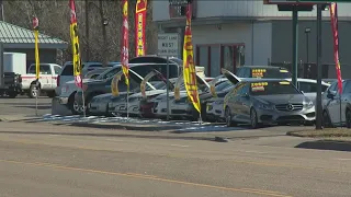 'It's a mess': Idaho car dealership leaves customers in debt, without wheels