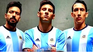 LA MEJOR SELECCIÓN DE CADA CONTINENTE