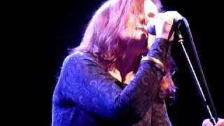 Alison Moyet sings "Head" live @ The Kirsty MacColl Tribute 2010