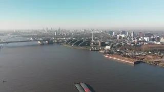 Drone Footage: Rotterdam Nieuwe Maas - Brienenoordbrug - Zalmhuis